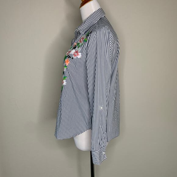 Marc New York Black White Stripe Embroidered Floral Button Up Sz Small - Picture 3 of 9